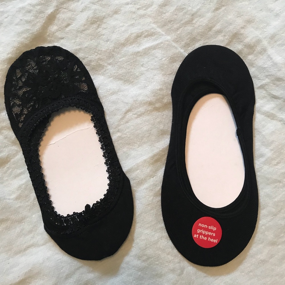 “No show” footies - new without tags (2 sets)